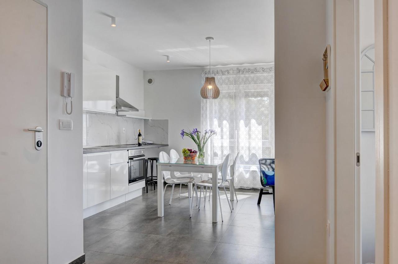 Apartment Log In Штинян Екстер'єр фото